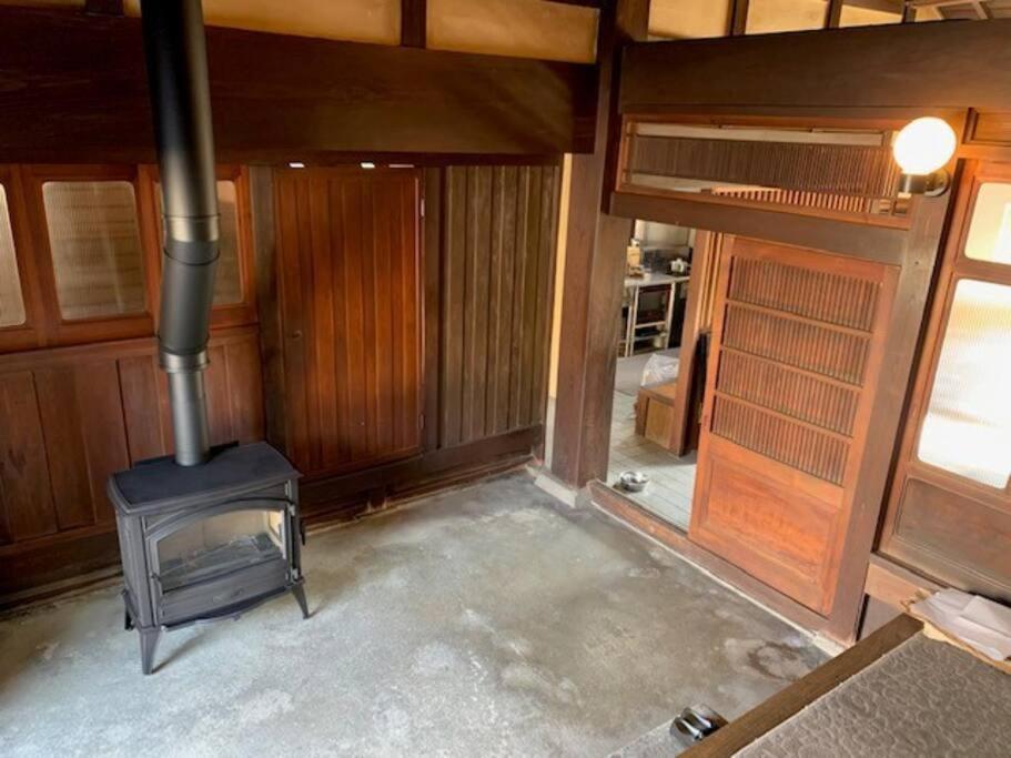 Отель Old Japanese House Tondabayashi Экстерьер фото